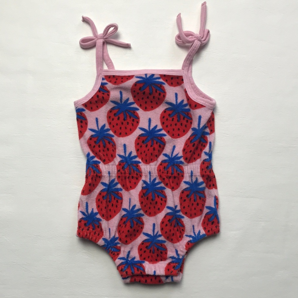 **Hanna Andersson Romper (size 60)